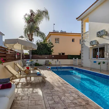Argiro Bright Villa Paralímni
